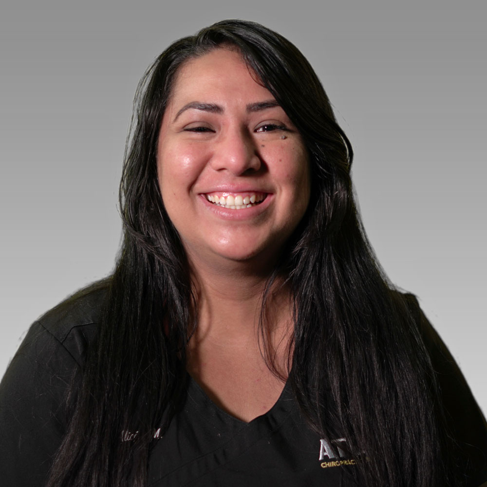 Alicia Muniz, chiropractic assistant